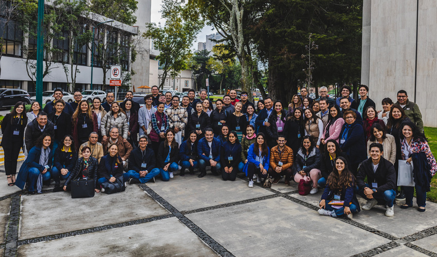 Juventud y Familia Misionera celebra convención anual