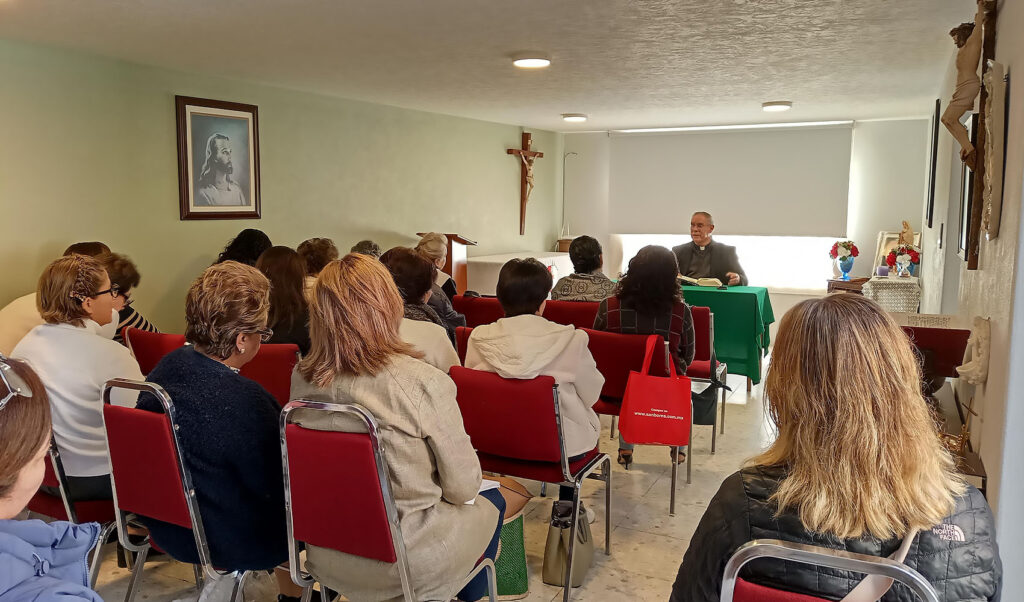 Para hablar de Jesús hay que hablar primero con Él